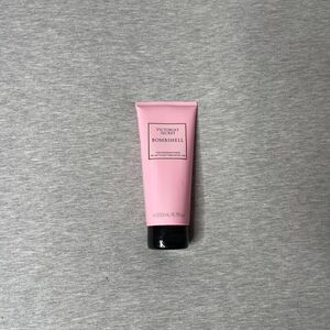 Victoria's Secret Bombshell Fragrance Full Size Gel Body Wash